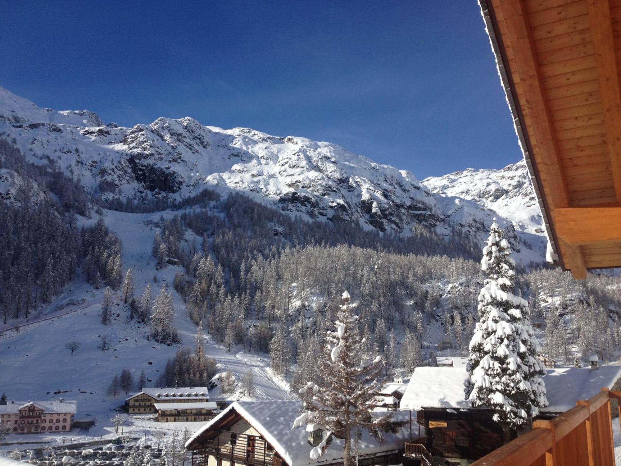 Hotel De Gletscher Gressoney-la-Trinité Esterno foto