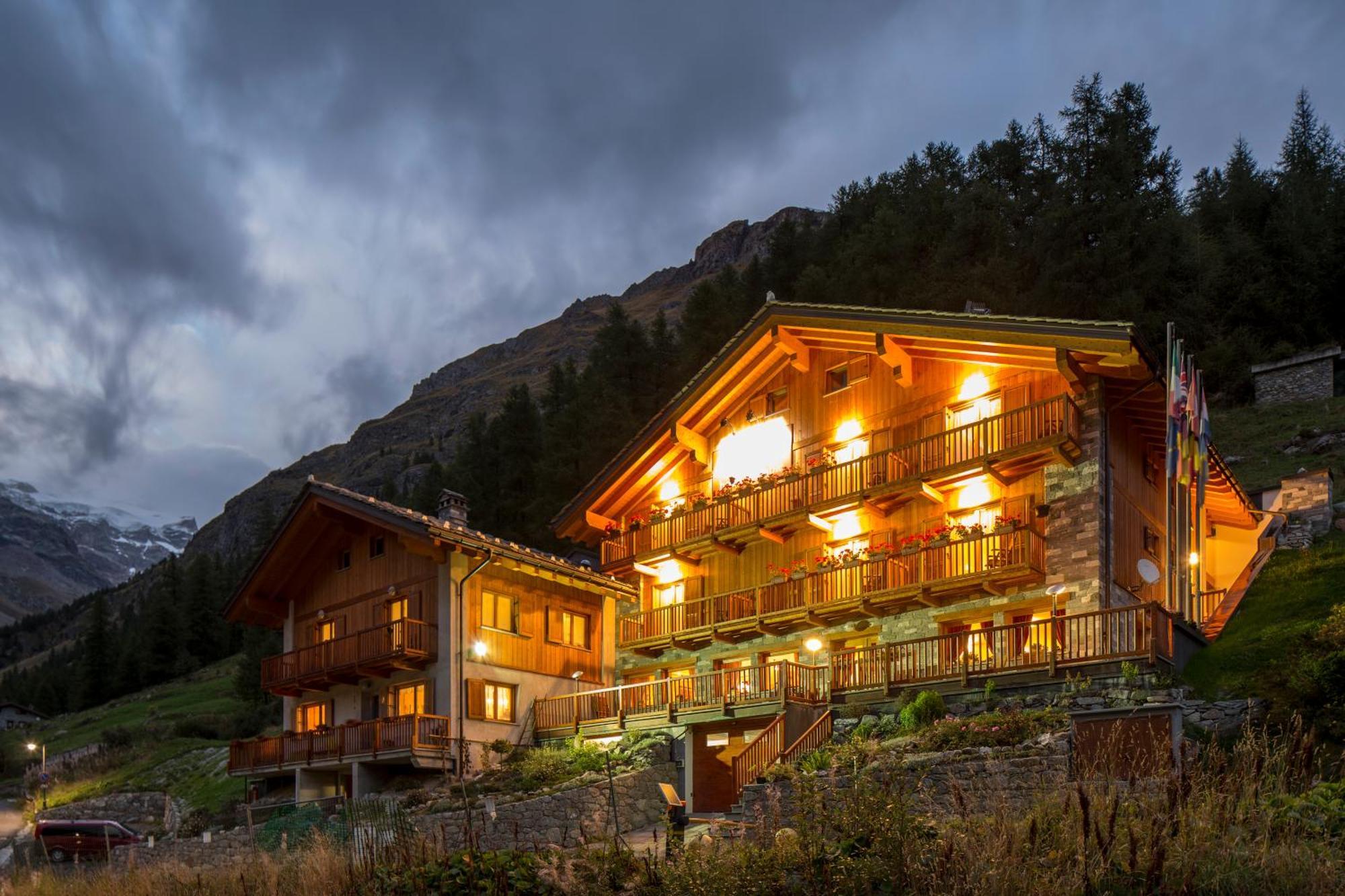 Hotel De Gletscher Gressoney-la-Trinité Esterno foto